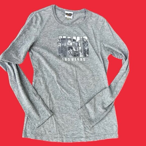 M & M’s World long sleeve gray T-shirt, women's size M - Picture 6 of 6